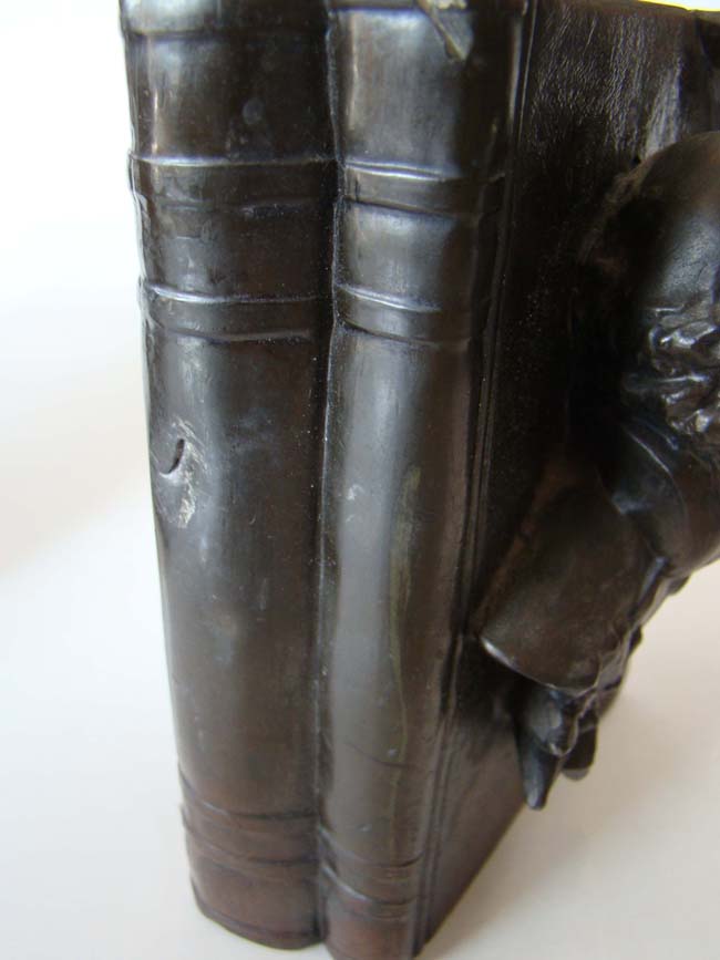 A pair of Antique Bookends with a bust of Shakespeare by NUART circa 1930 — image 3